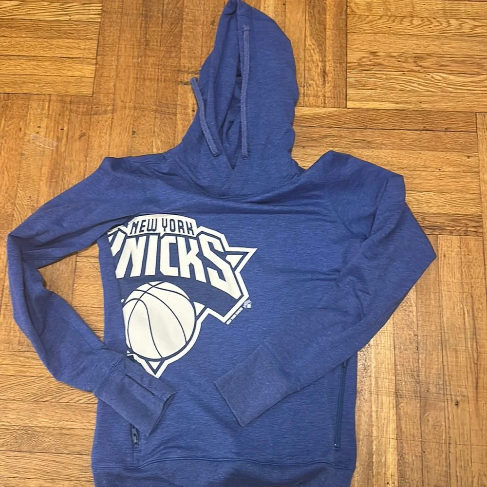 NY Knicks Hoodie with zippered pockets! Sz Small from 47 Forward - Picture 1 of 4